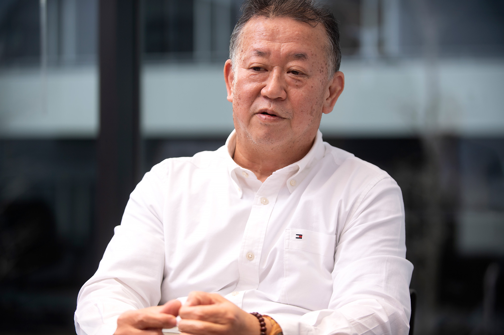 浅野 秀二 氏